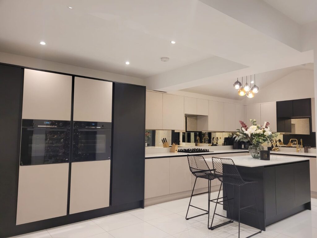 Bespoke-Contemporary-Kitchen-Cheshire